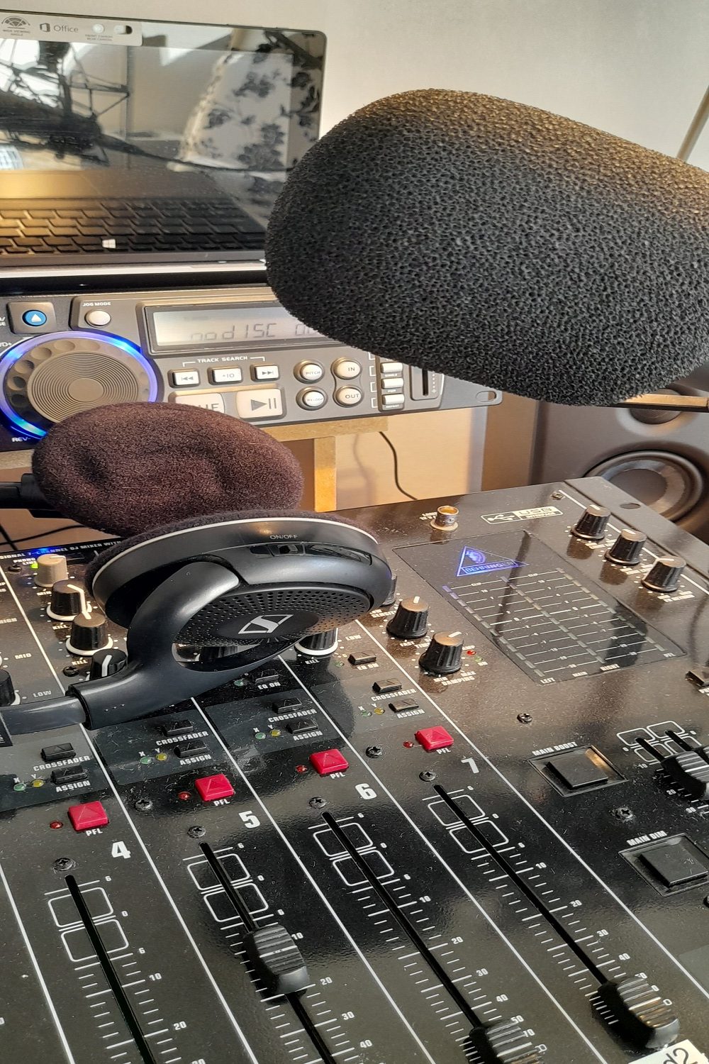 vertical shot young handsome guy autumn park rotated.jpg